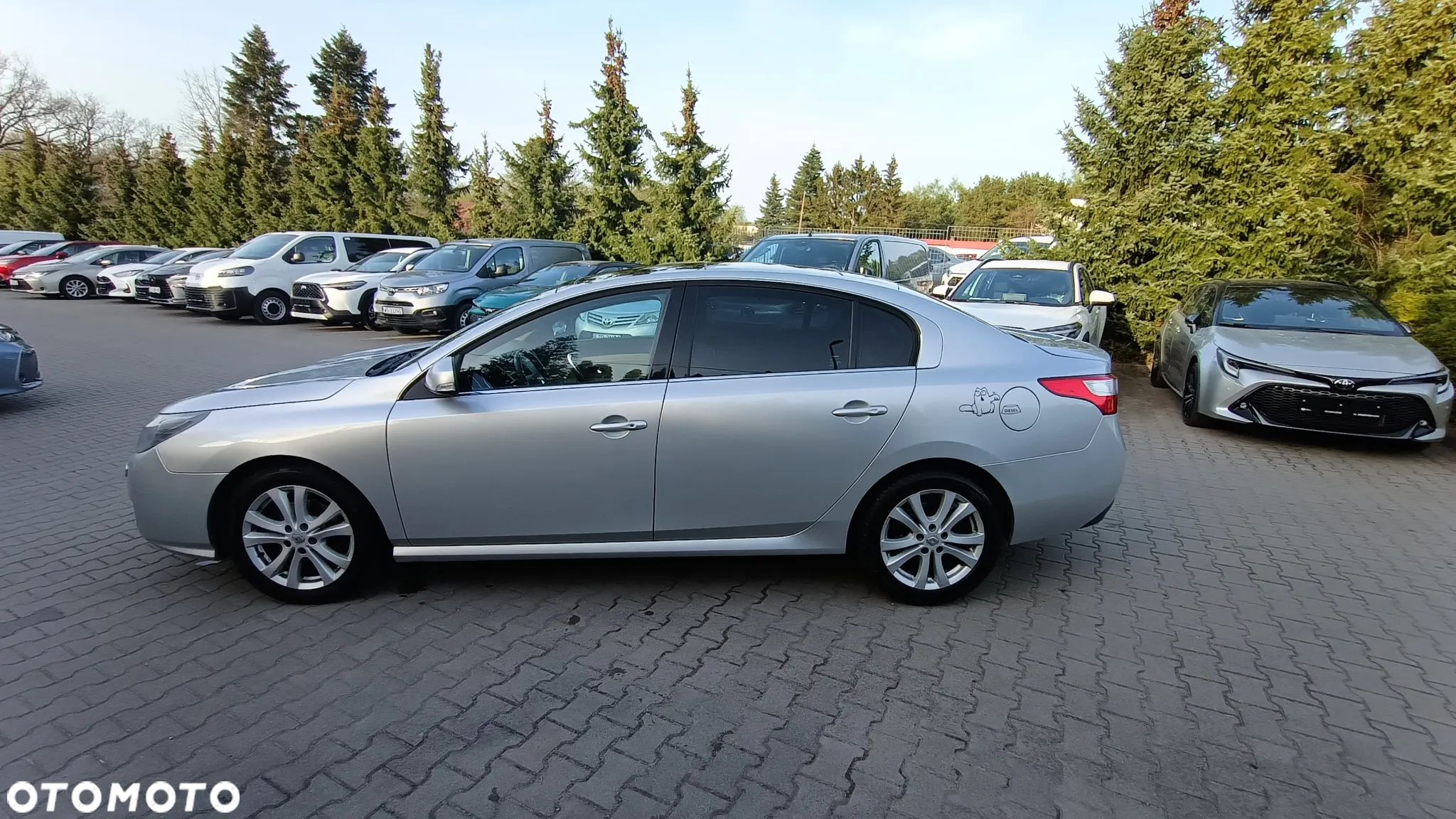 Renault Latitude 2.0 dCi Privilege - 1
