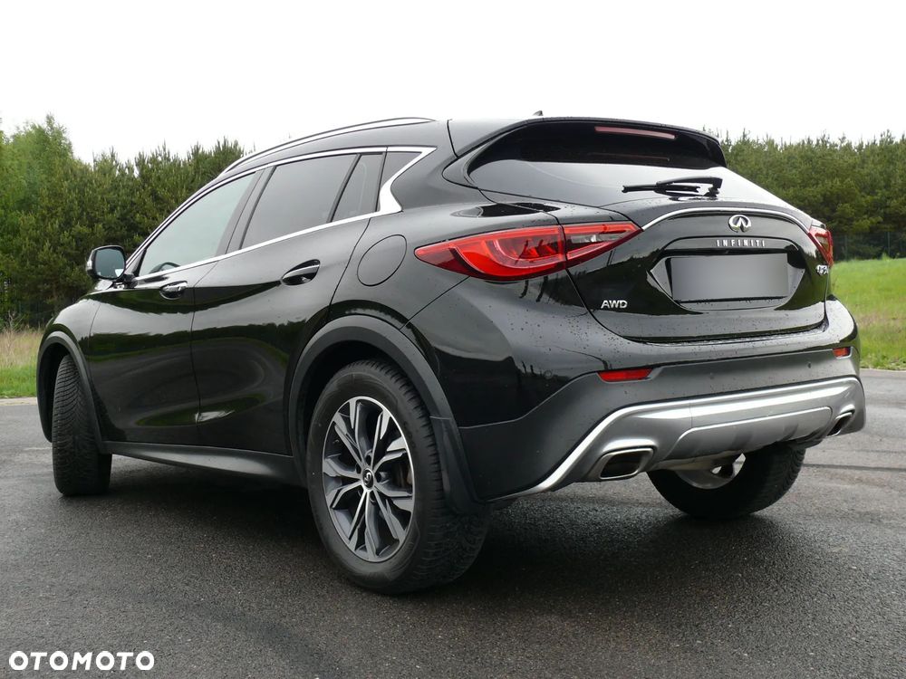 Infiniti QX30 - 4