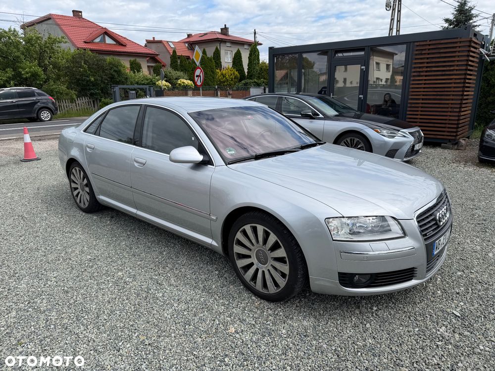 Audi A8 4.2 Quattro - 19