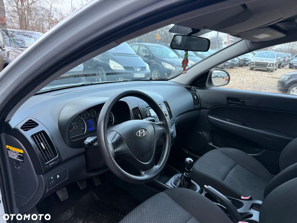 Hyundai i30 1.4 Classic - 22