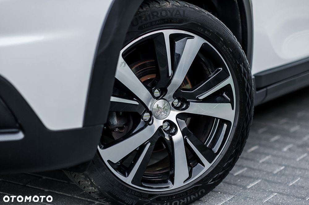 Peugeot 2008 BlueHDi FAP 120 STOP & START GT-Line Edition - 14