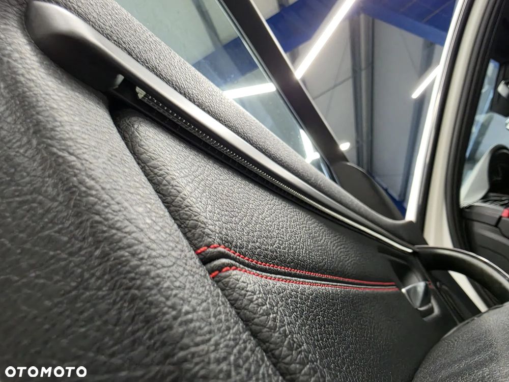 BMW Seria 3 316i Sport Line - 28