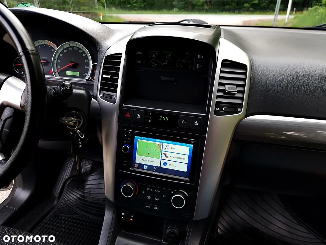 Chevrolet Captiva 2.4 2WD 7 Sitzer LS Family Edition - 27