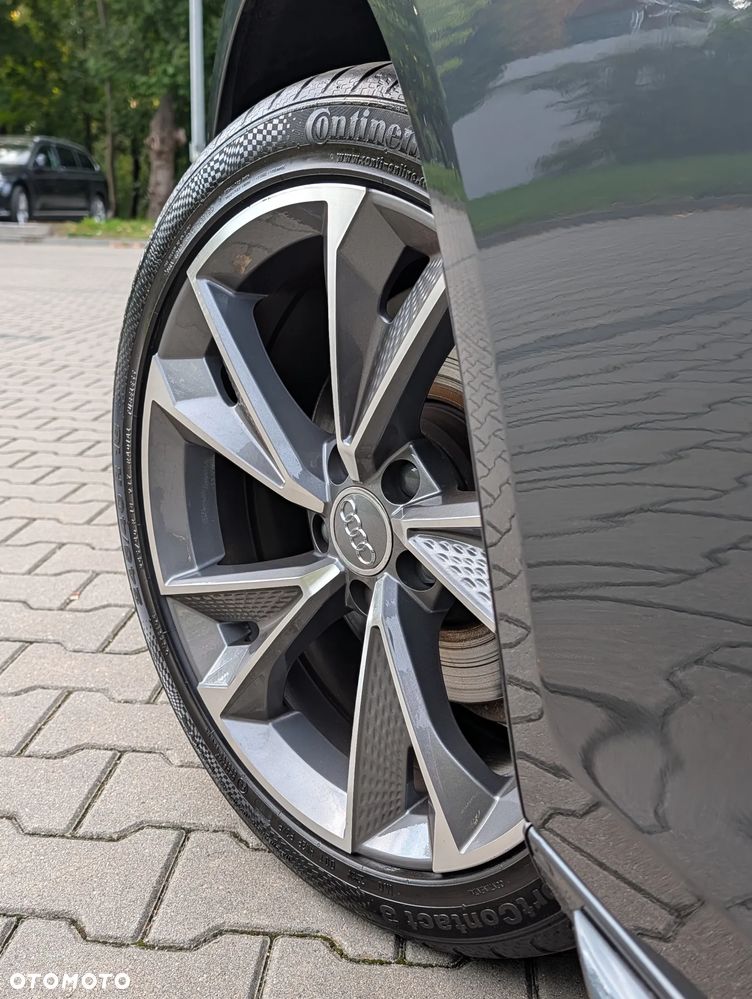Audi A4 Avant 35 TFSI mHEV - 19
