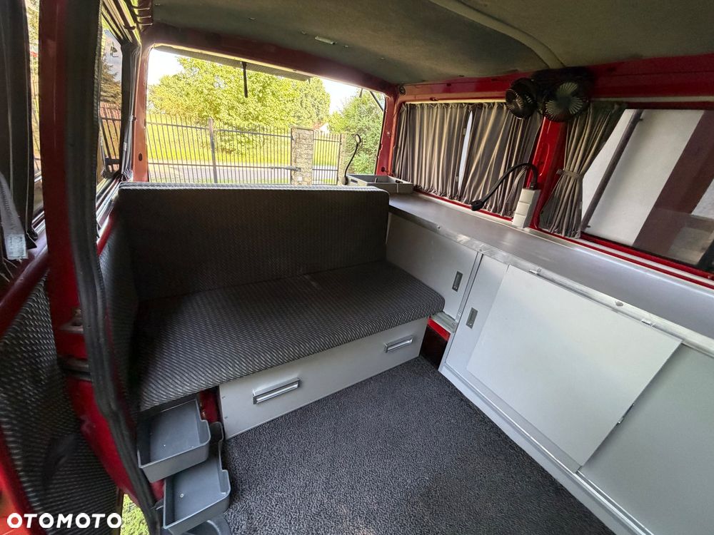 Volkswagen Transporter T4 - 11