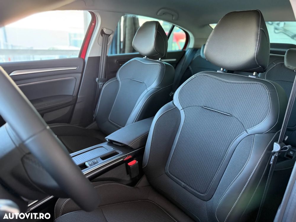 Renault Megane TCe 140 GPF Techno - 13