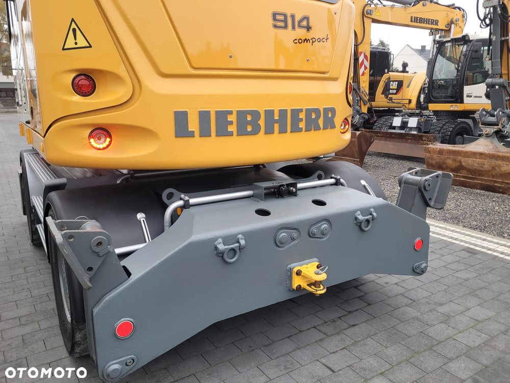 Liebherr A914 compact / ROTOTILT ze szczypcami / 2017rok /SUPER STAN / - 11