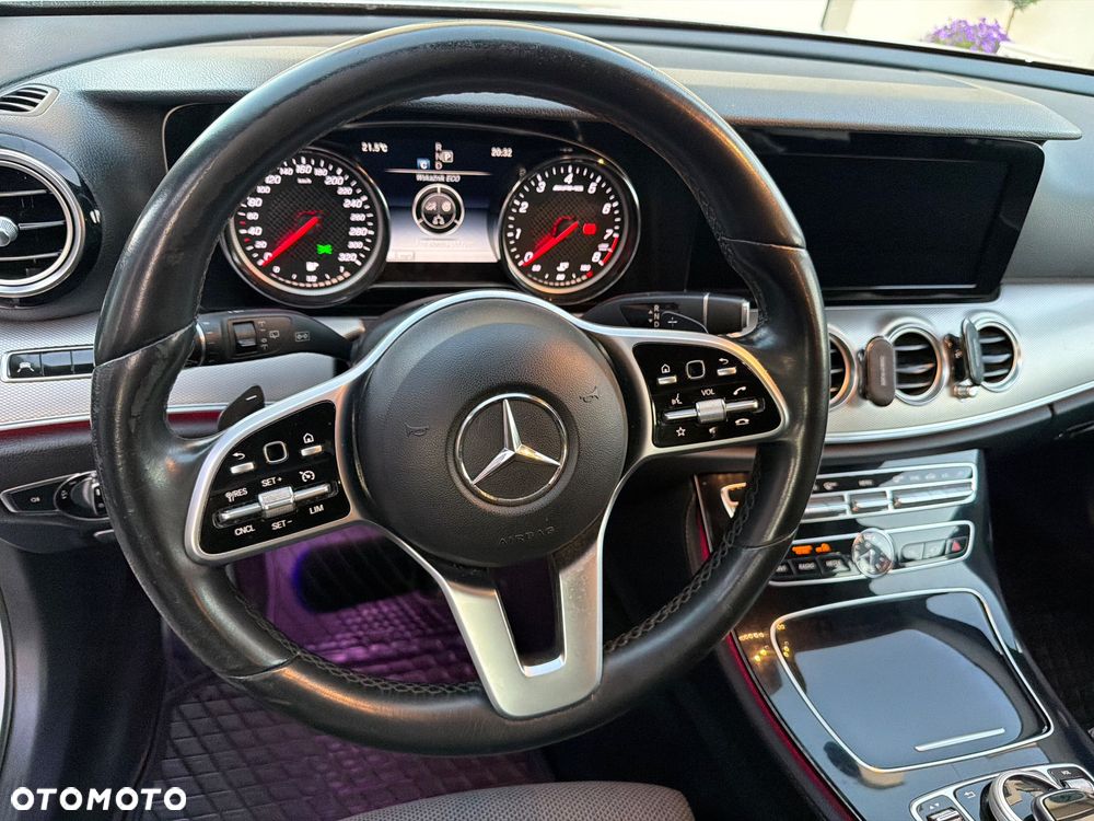 Mercedes-Benz Klasa E 220 d 9G-TRONIC Avantgarde - 4