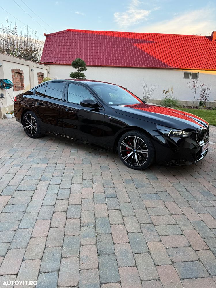 BMW Seria 5 540d xDrive AT MHEV - 3