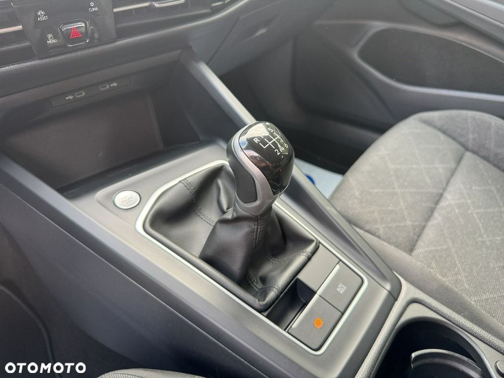 Volkswagen Golf - 14