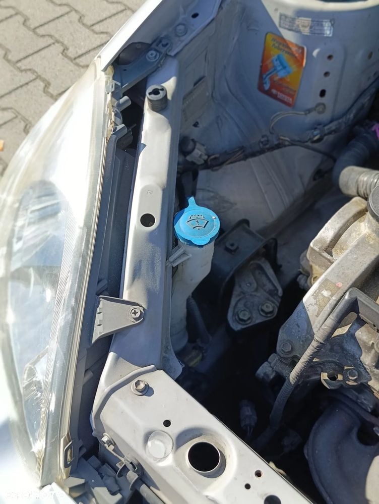 Toyota Yaris - 15