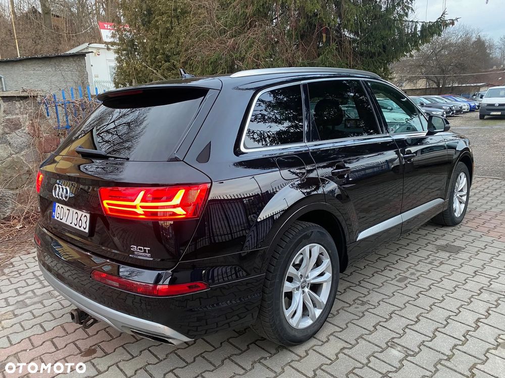 Audi Q7 - 6