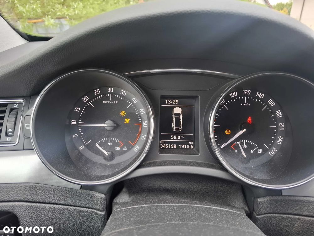 Skoda Superb 2.0 TDI Green tec Exclusive - 10