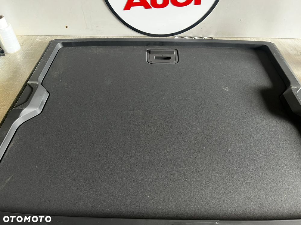 PODŁOGA BAGAŻNIKA DYWAN AUDI Q3 8U 8U0861529A - 2