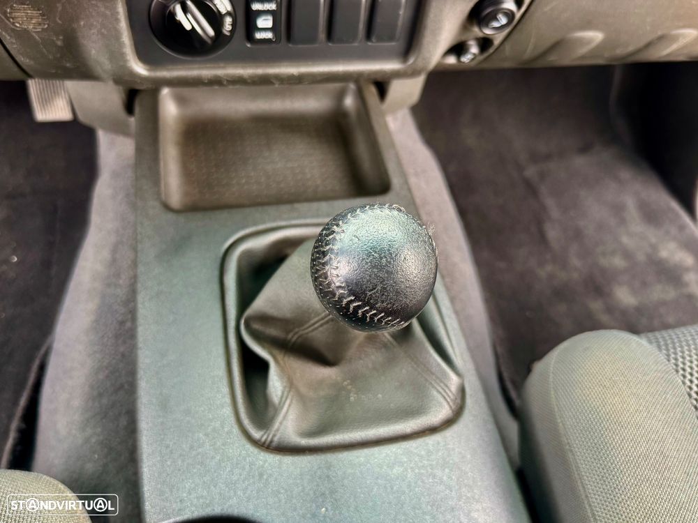 Nissan Navara 2.5 dCi CD LE Premium - 13