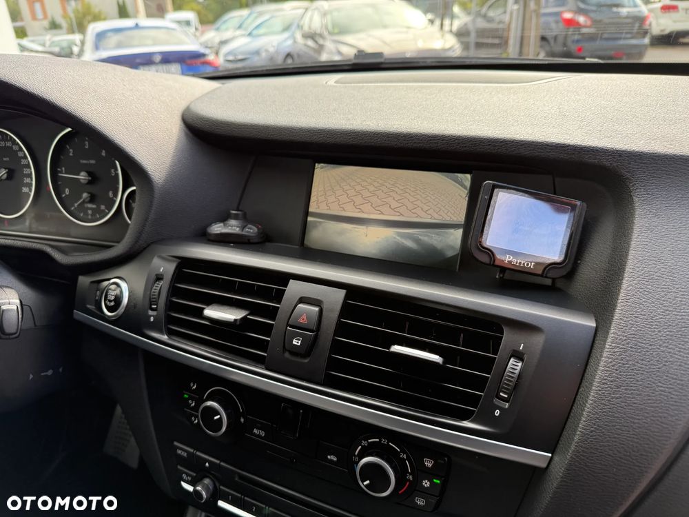 BMW X3 xDrive20d - 29