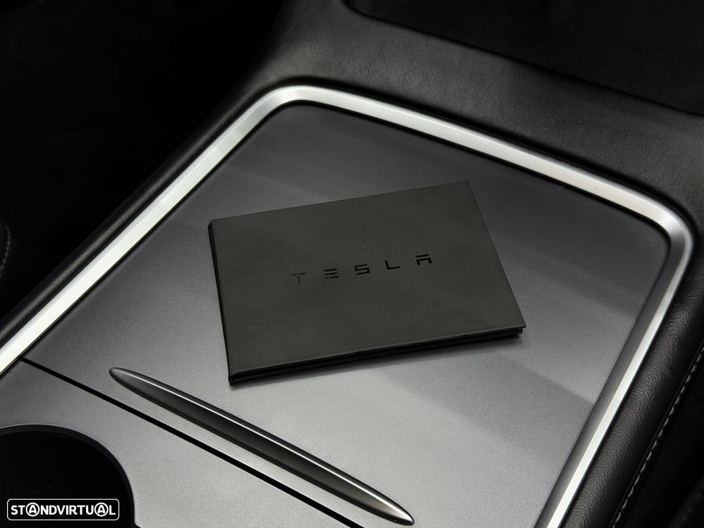 Tesla Model 3 Performance Dual Motor AWD - 14