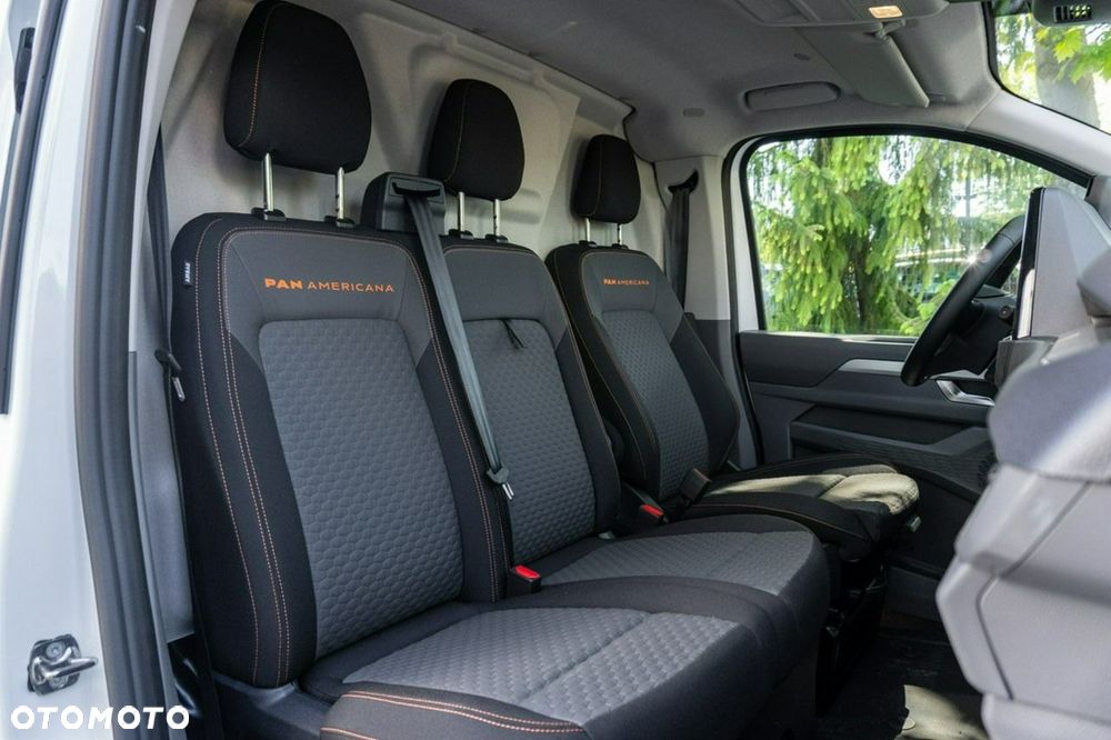 Volkswagen Transporter - 22