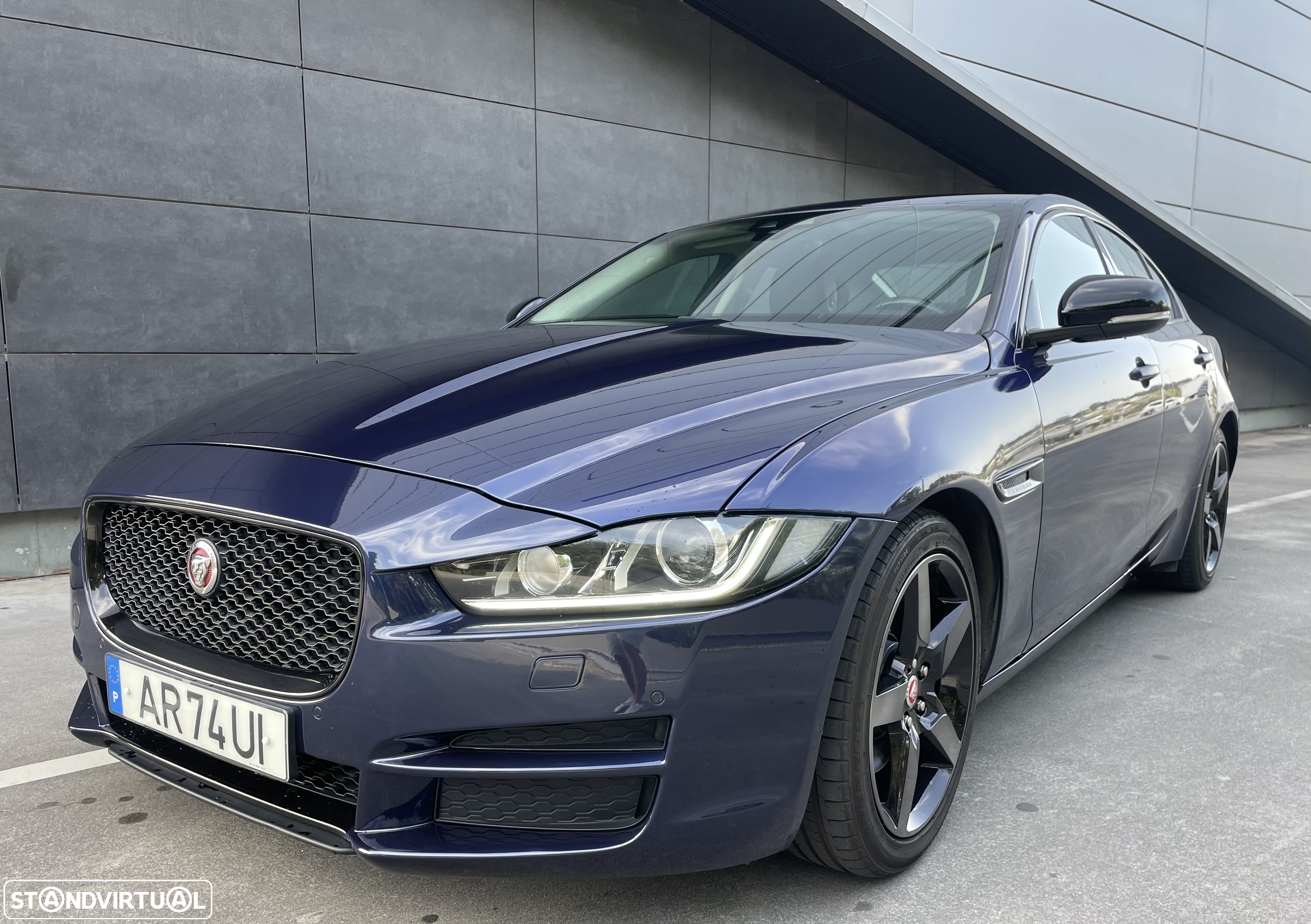Jaguar XE E-Performance Aut. Pure - 4