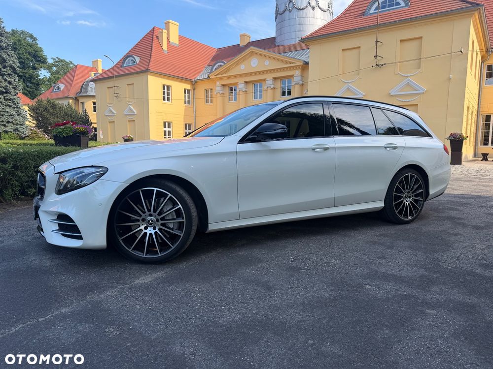 Mercedes-Benz Klasa E 400 d 4Matic 9G-TRONIC AMG Line - 3