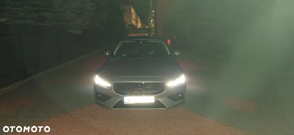 Volvo V60 B3 B Momentum Pro - 25