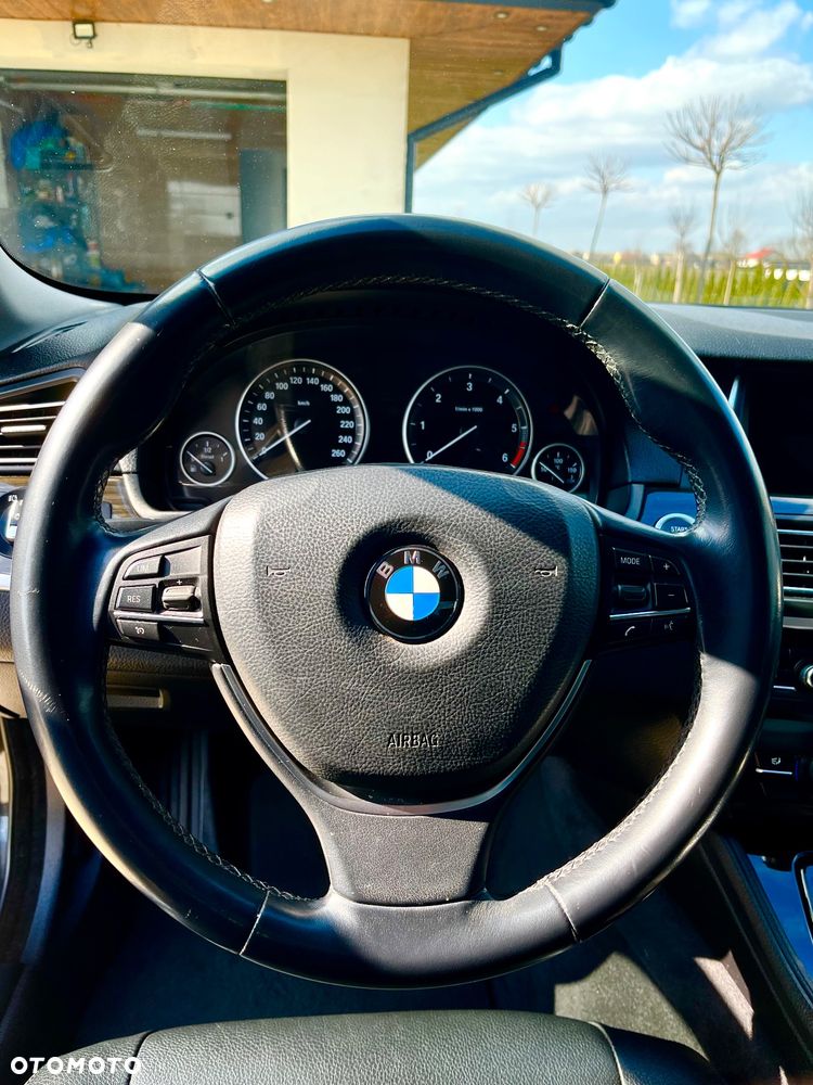 BMW Seria 5 530d Luxury Line - 24