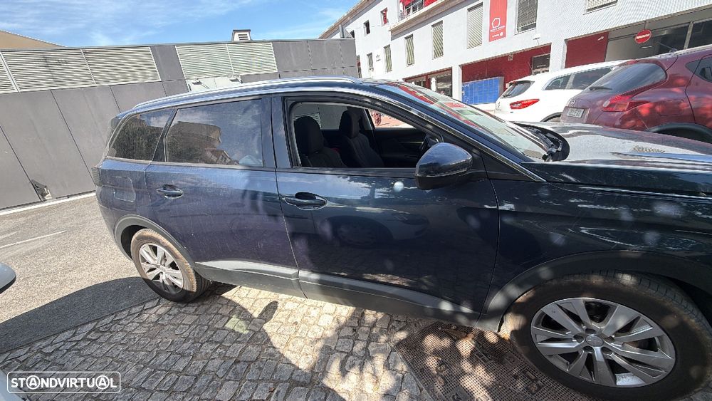 Peugeot 5008 1.5 BlueHDi Allure EAT8 - 4