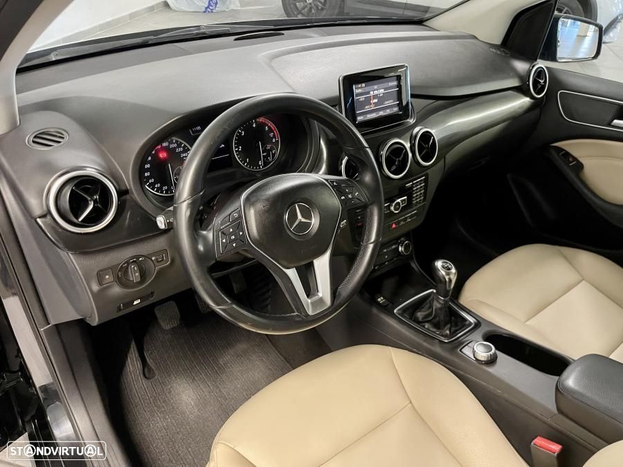 Mercedes-Benz B 180 CDi BlueEfficiency - 11