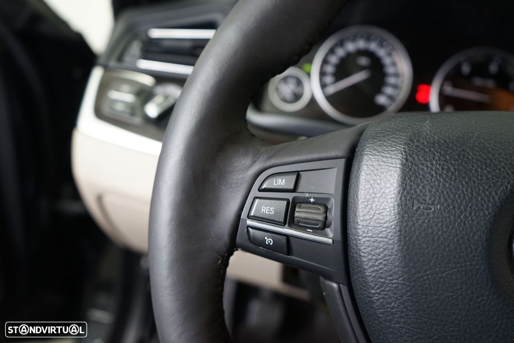 BMW 520 d Line Luxury - 26