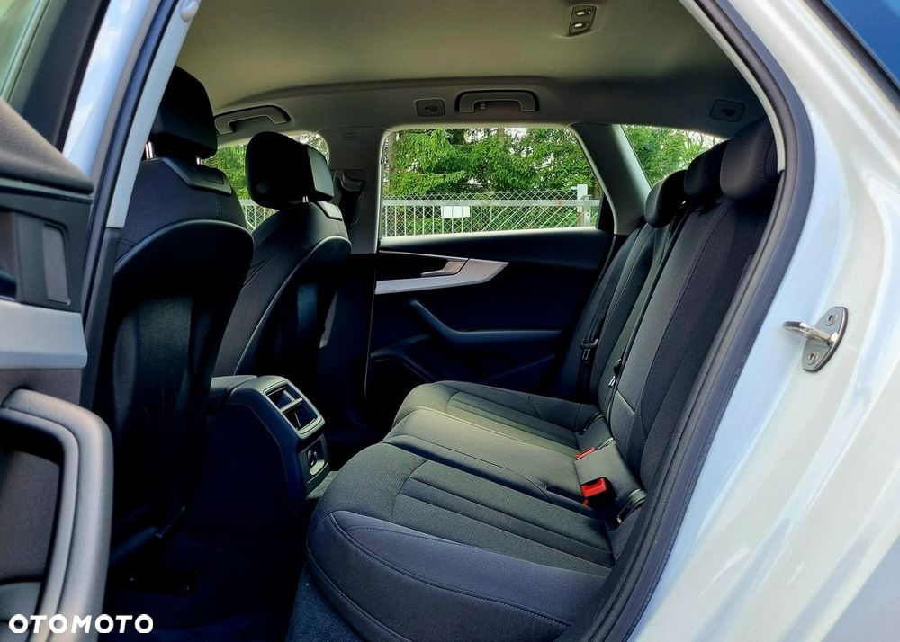 Audi A4 Avant 2.0 TDI Quattro S tronic - 12