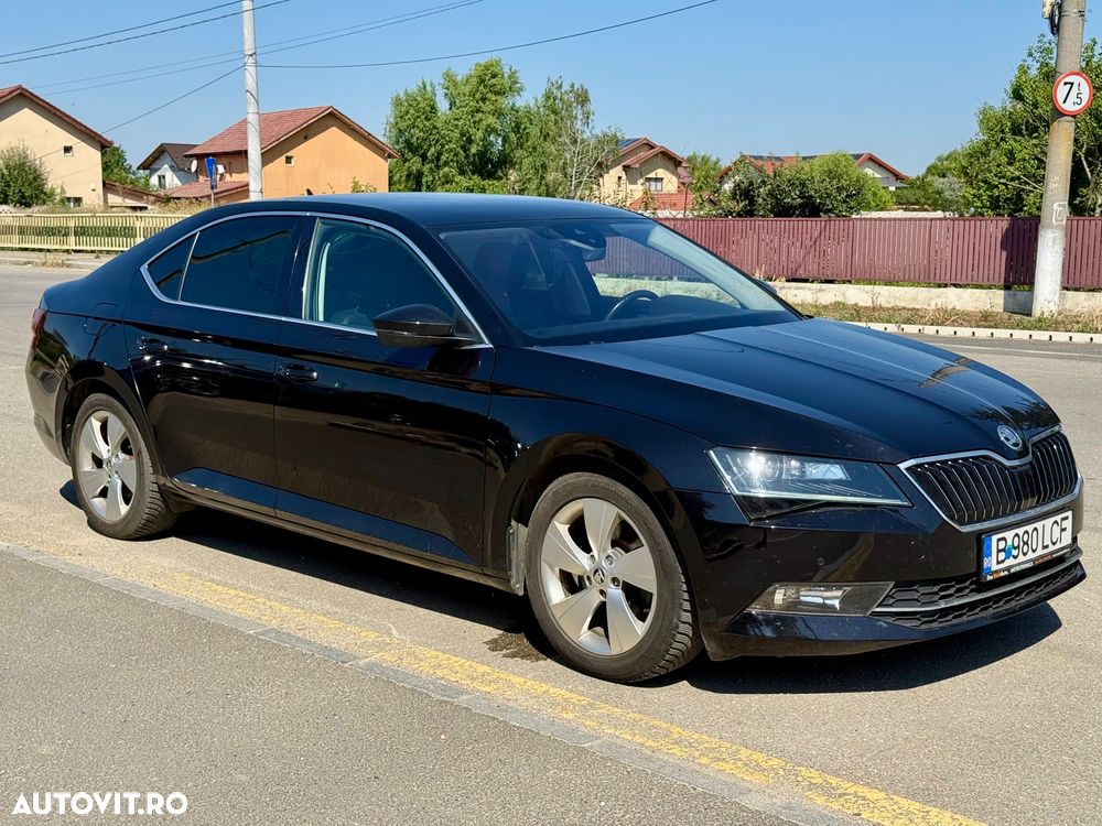 Skoda Superb 2.0 TDI DSG 4X4 Style - 3