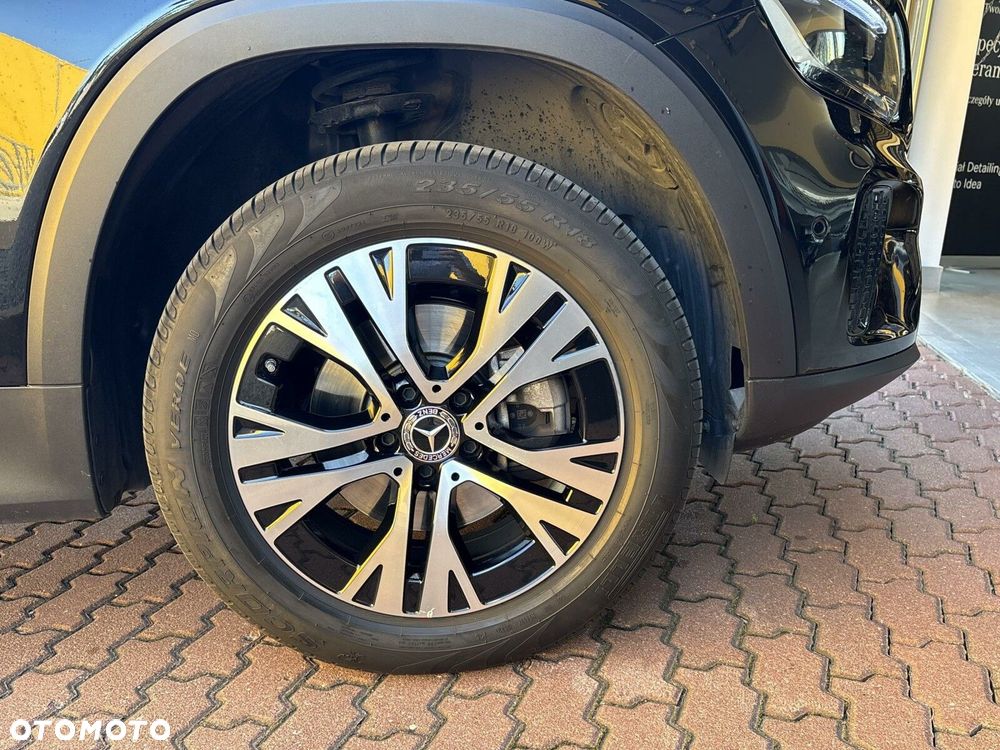 Mercedes-Benz GLB 200 Progressive 7G-DCT - 10