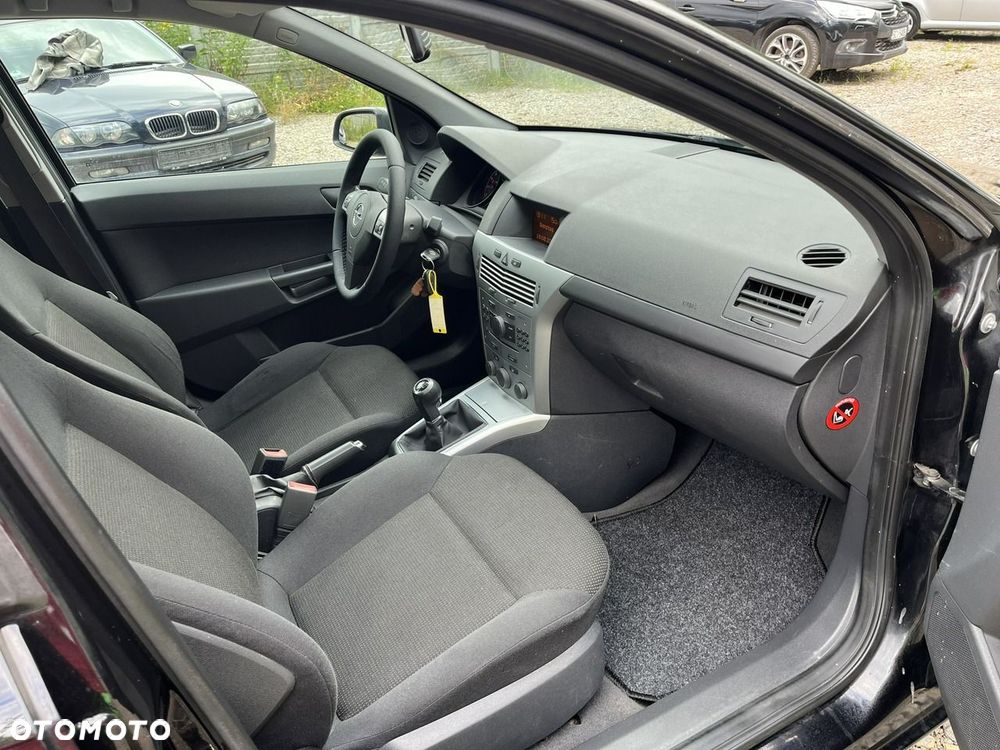 Opel Astra - 16