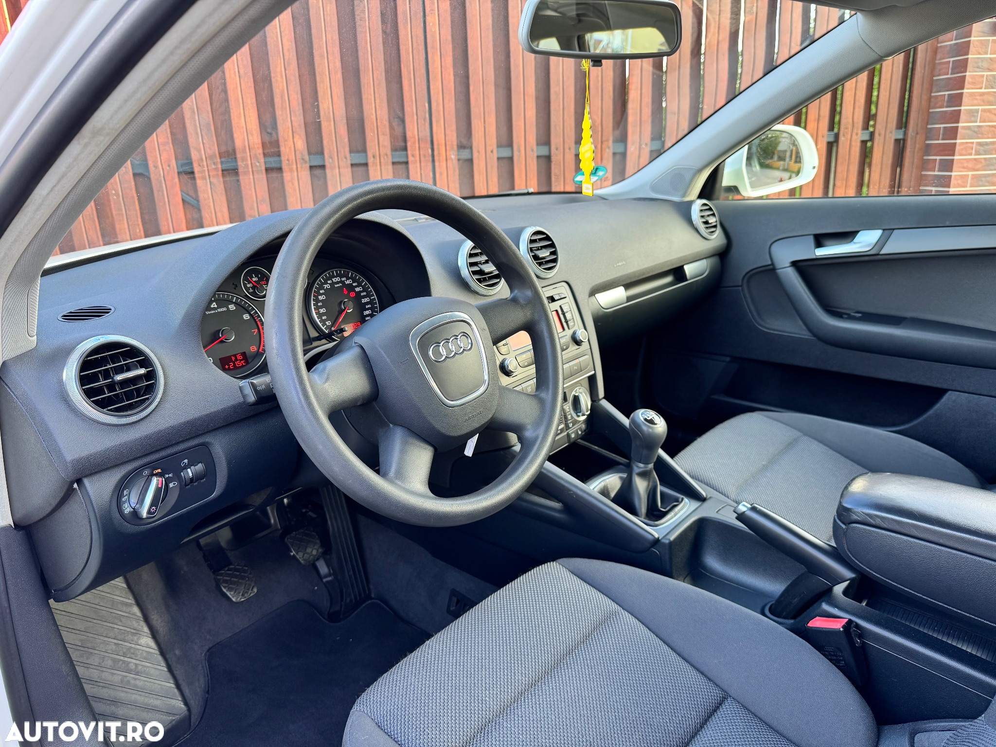 Audi A3 Sportback 1.4 TFSI Ambiente - 15