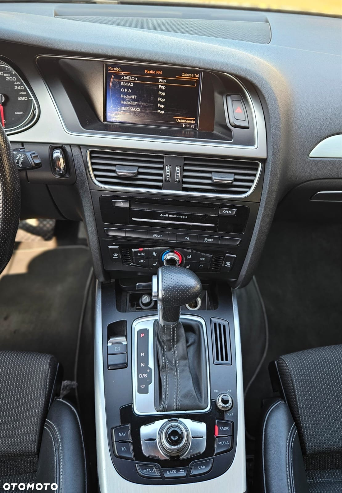 Audi A4 2.0 TDI DPF multitronic S line Sportpaket - 27
