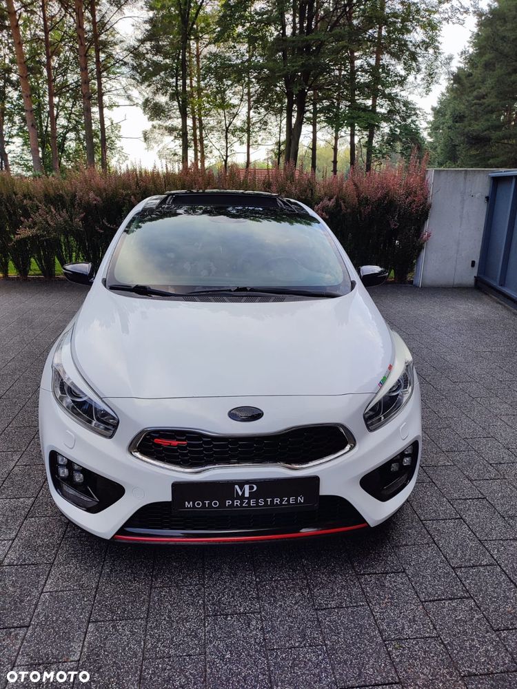 Kia ProCeed 1.6 T-GDI GT-Track - 13