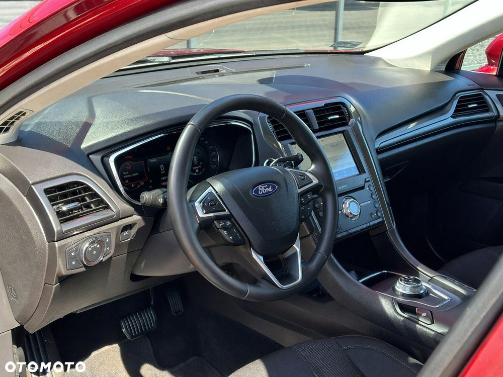 Ford Mondeo 2.0 TDCi Titanium PowerShift - 12