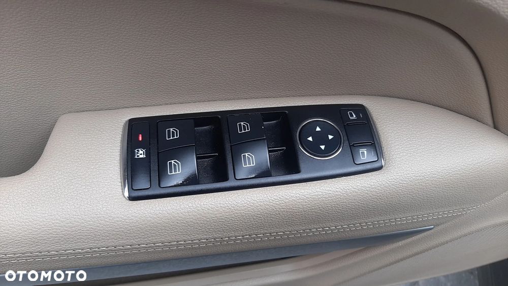 Mercedes-Benz Klasa E 250 CGI BlueEFFICIENCY Automatik Avantgarde - 35