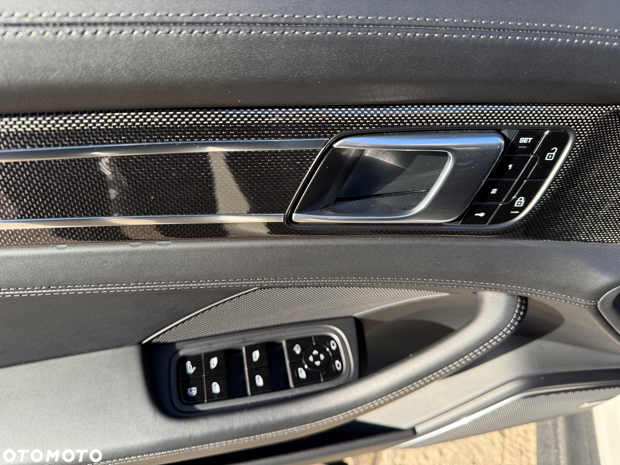 Porsche Panamera 4S E-Hybrid - 16