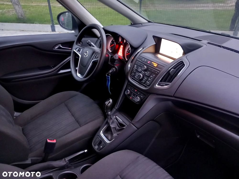 Opel Zafira Tourer 2.0 CDTI Active - 26