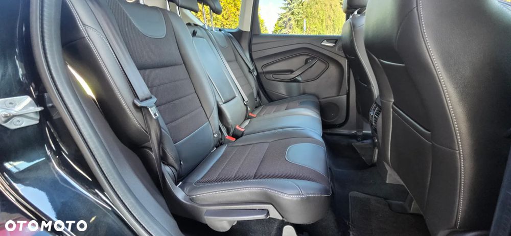 Ford Kuga 1.5 EcoBoost 4x4 Titanium - 34