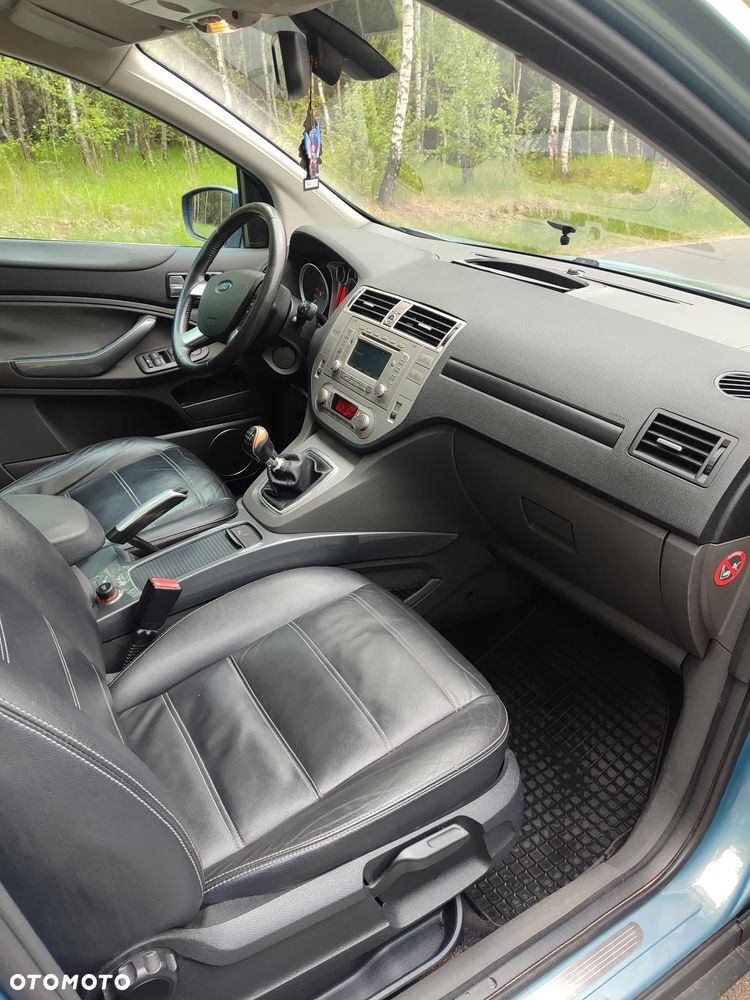 Ford Kuga - 14