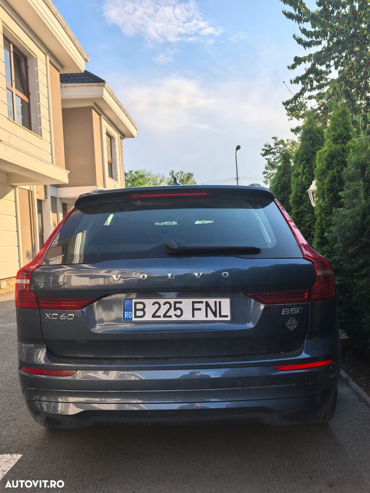 VOLVO XC60 2024 — imagine 9