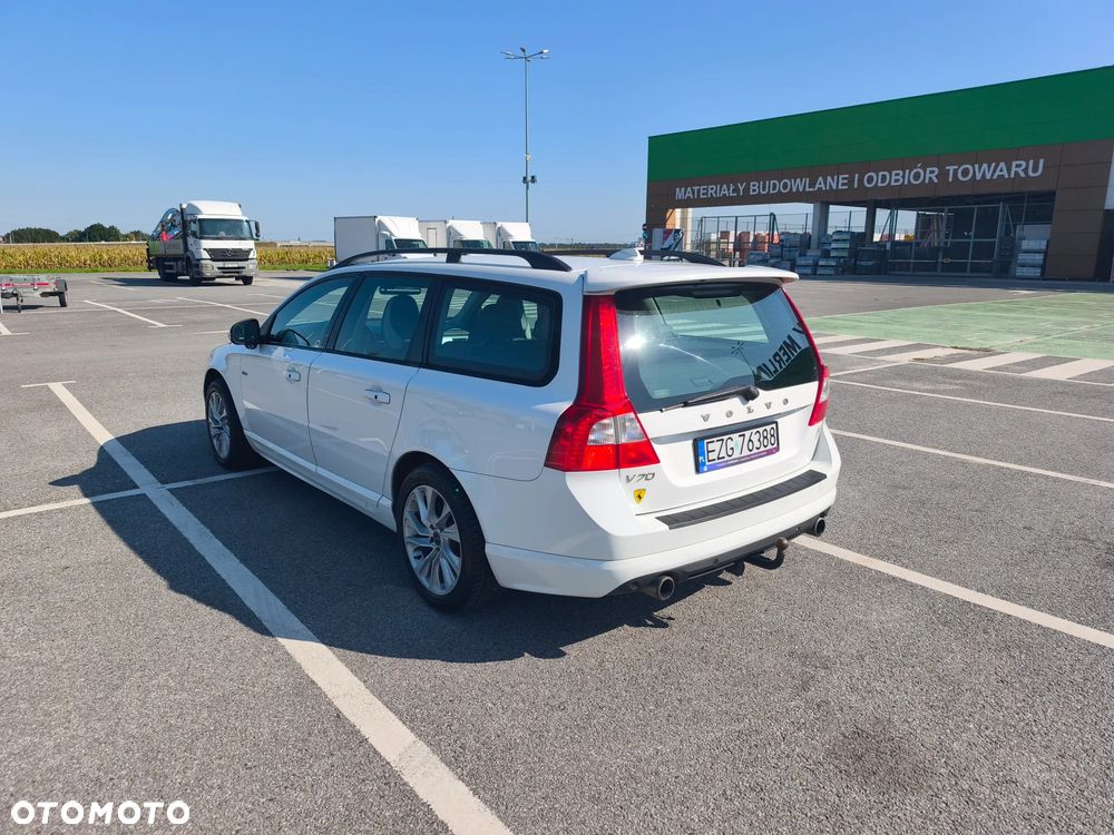 Volvo V70 2.5T R-Design - 3