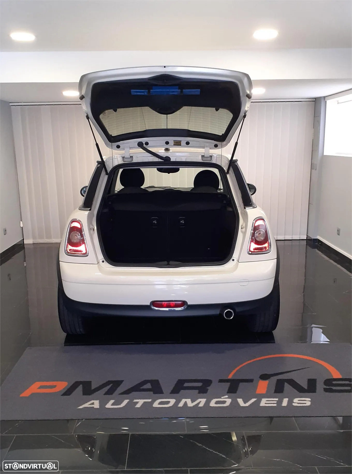 MINI 3 Portas One D - 5