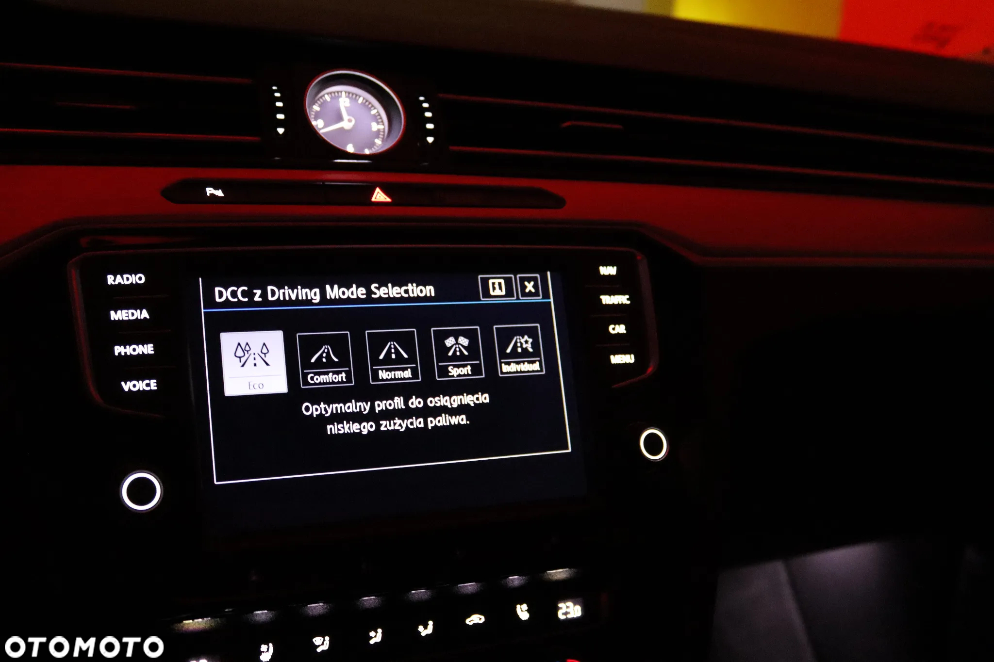 Volkswagen Passat 2.0 TSI BMT Highline DSG - 18