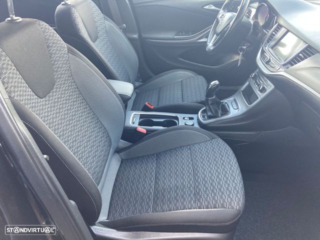 Opel Astra Sports Tourer 1.5 D S&S Business Edition - 28