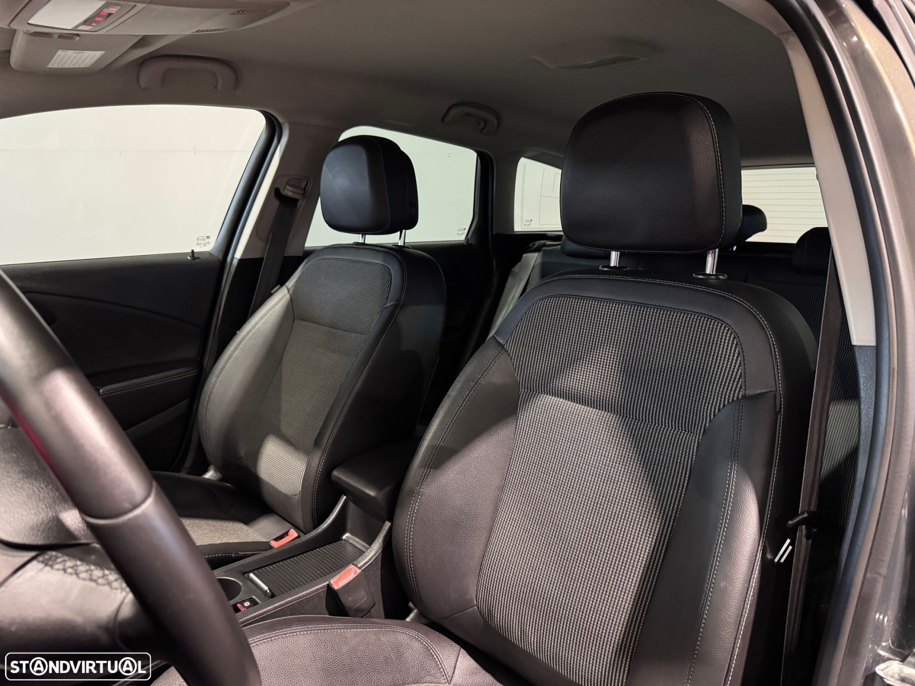 Opel Astra Sports Tourer 1.6 CDTi Executive S/S - 11