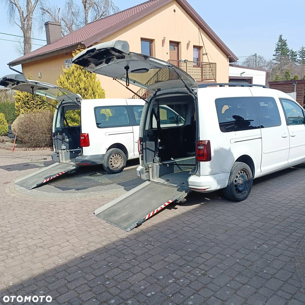 Volkswagen Caddy 2.0 TDI Comfortline DSG - 6