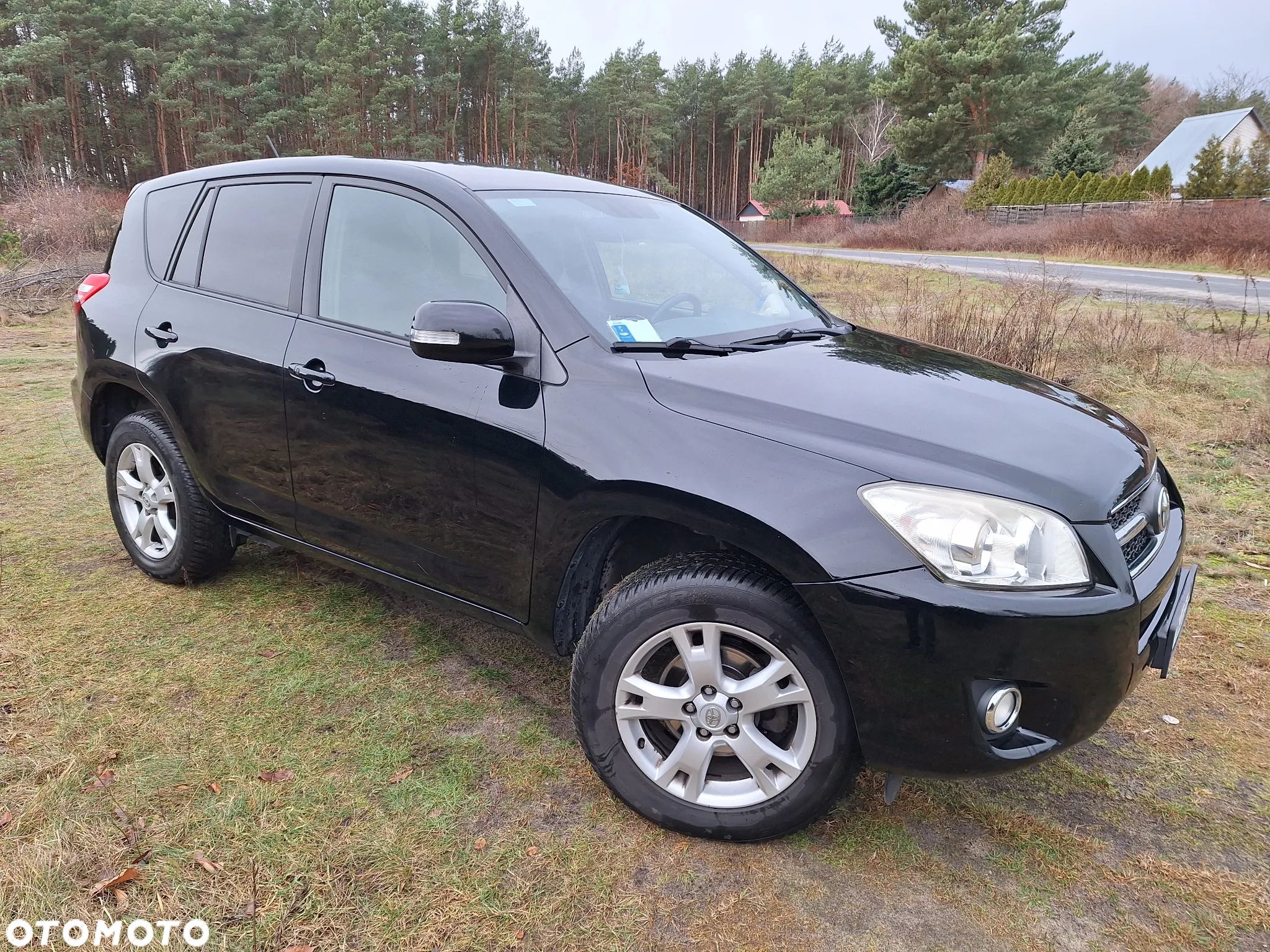 Toyota RAV4 - 1